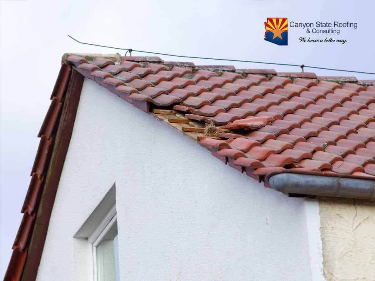 Certified Roofers Explain How To Know If a Roof Is Experiencing Problems In Phoenix, AZ